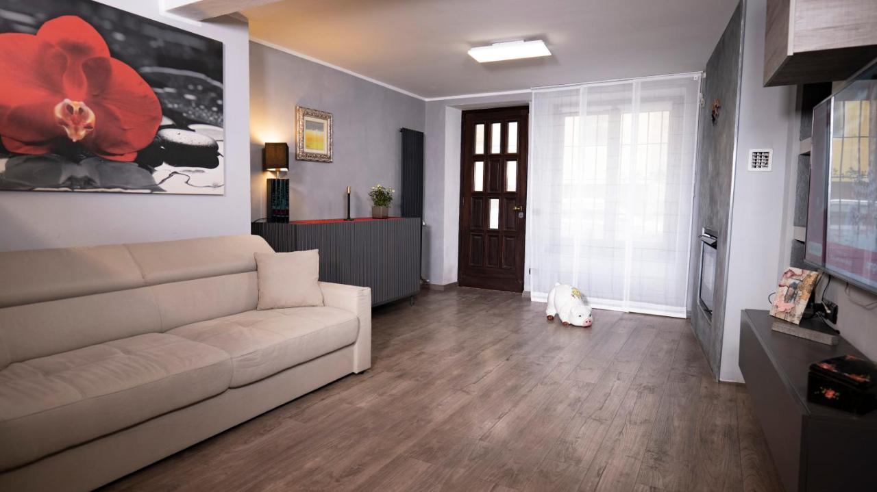 Moon'S House Villa Diano dʼAlba Екстериор снимка